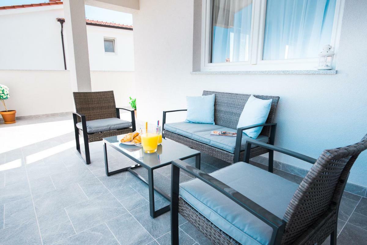 Apartments Cambio Kastela Exterior photo